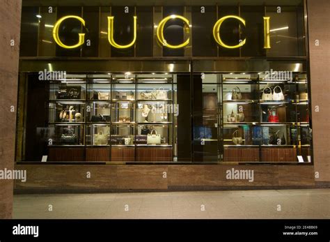 Shops with GUCCI in Lugano and surroundings title.